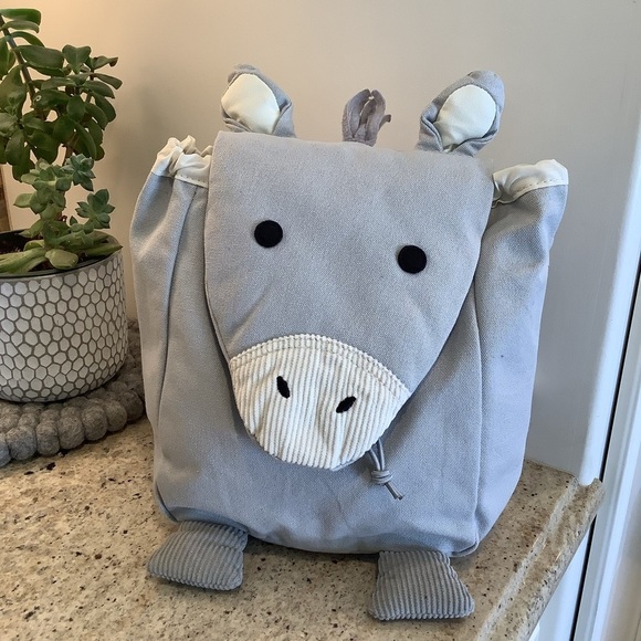 Pottery Barn Kids Small Gray Animal Backpack New Condition - Picture 1 of 5